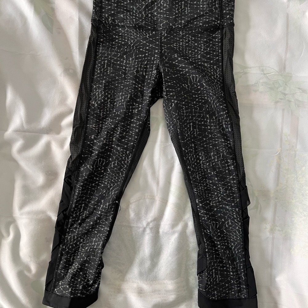 Lululemon capri
